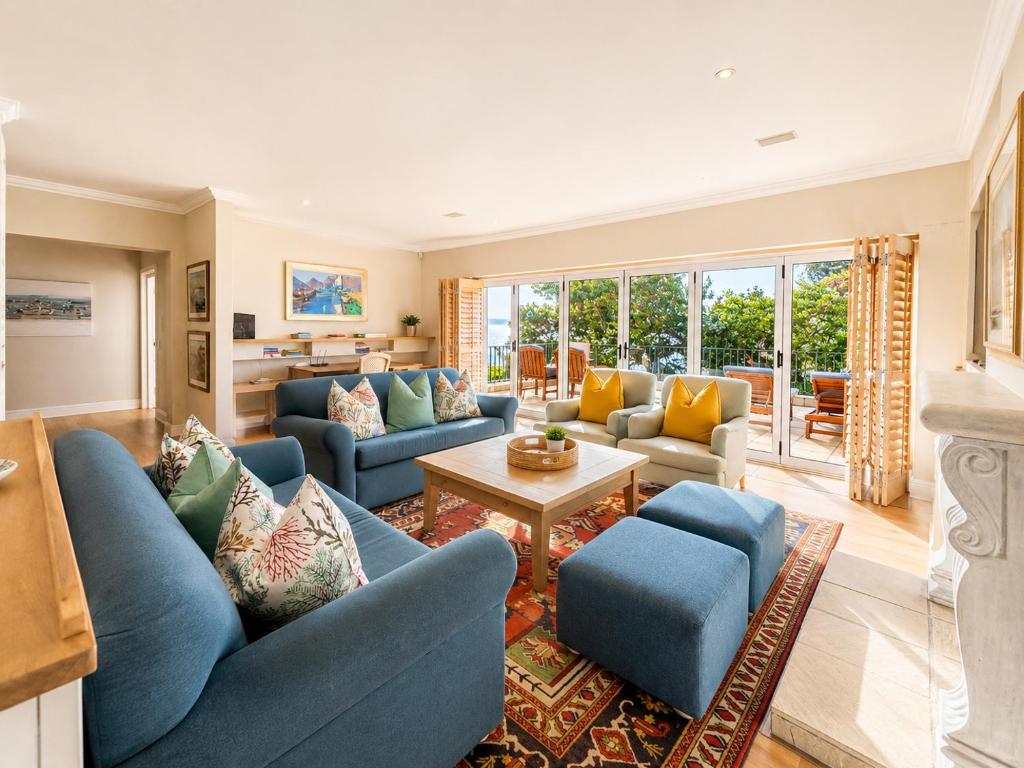 Lounge with terrace doors at Tremezzo Plett